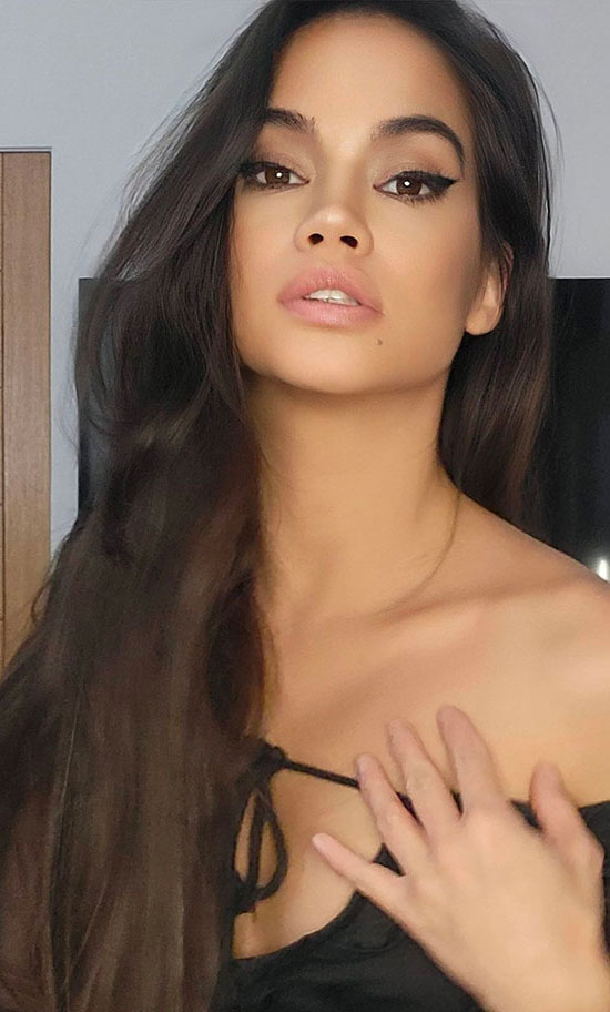 Angelina Moon