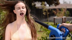 Mouth Fetish - Jay Taylor blows her mouth