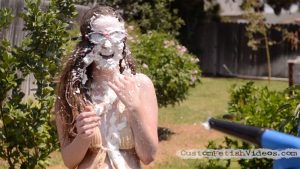 Wet and Messy Fetish - Jay Taylor tries out the Wamblaster